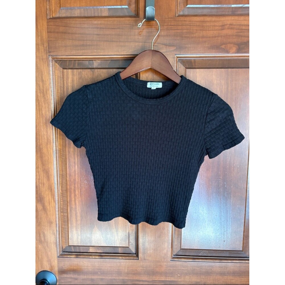 Black Textured Short Sleeve Crewneck Crop Top- Girls Medium